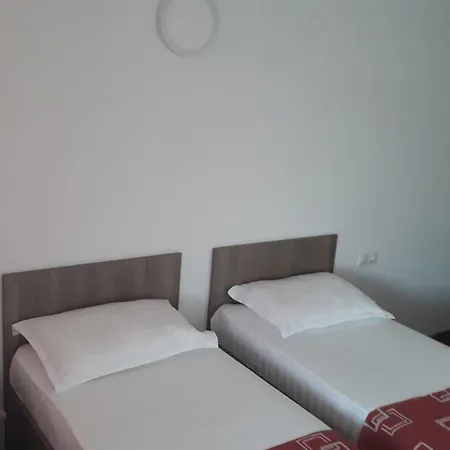 Casa Ade * Mihai Viteazu (Cluj)